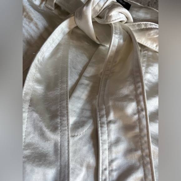 Banana Republic White Cream High Waist Women's Shorts - Picture 6 of 9